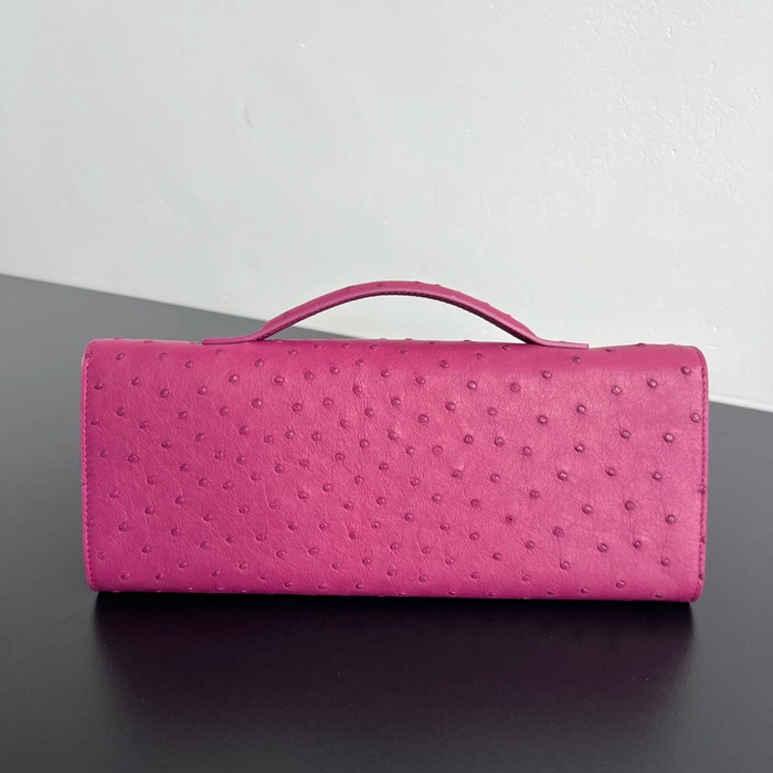 BOTTEGA VENETA BV 805241 アンディアーモ クラッチバッグ ダチョウ革 31x13cm サイズ:31x13cm