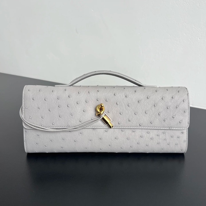 BOTTEGA VENETA BV 805241 アンディアーモ クラッチバッグ ダチョウ革 31x13cm サイズ:31x13cm BOTTEGA VENETA BV 805241 アンディアーモ クラッチバッグ ダチョウ革 31x13cm サイズ:31x13cm