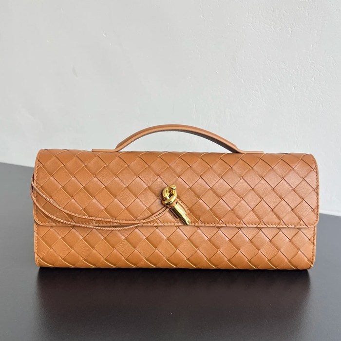 BOTTEGA VENETA BV 741511 クラッチバッグ 編み羊革 31x13cm サイズ:31x13cm BOTTEGA VENETA BV 741511 クラッチバッグ 編み羊革 31x13cm サイズ:31x13cm