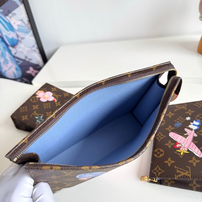 LOUIS VUITTON M15357 コスメポーチ ヴィヴィエンヌ サイズ:25x20x5.5cm