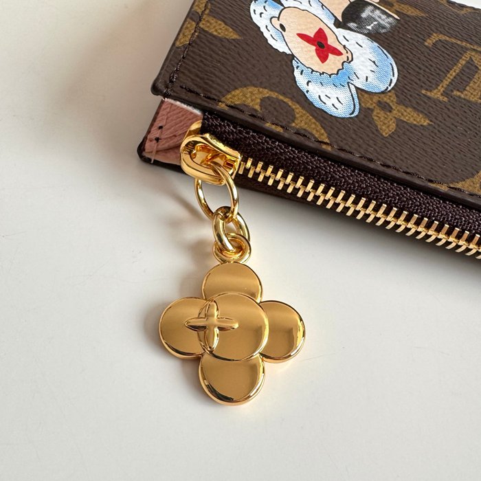 LOUIS VUITTON M15333 ロミーカードケース ヴィヴィエンヌ サイズ:12x8cm