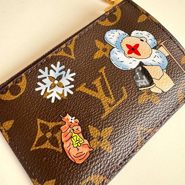 LOUIS VUITTON M15333 ロミーカードケース ヴィヴィエンヌ サイズ:12x8cm