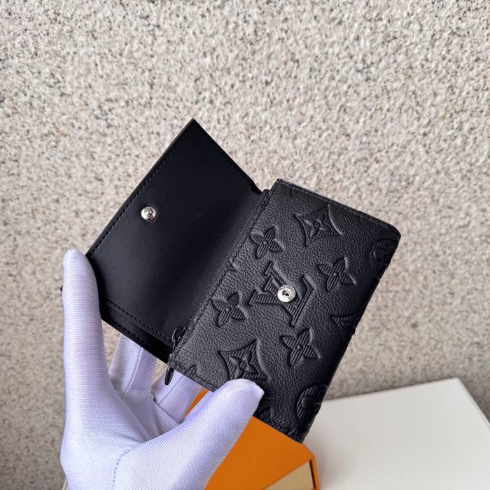 LOUIS VUITTON M12635 ヴィクター長財布 モノグラムシャドウ サイズ:11.5x9x2.5cm