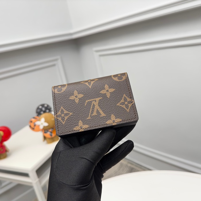 LOUIS VUITTON M81855 名刺ケース モノグラムリバース サイズ:10x6.8x1.4cm