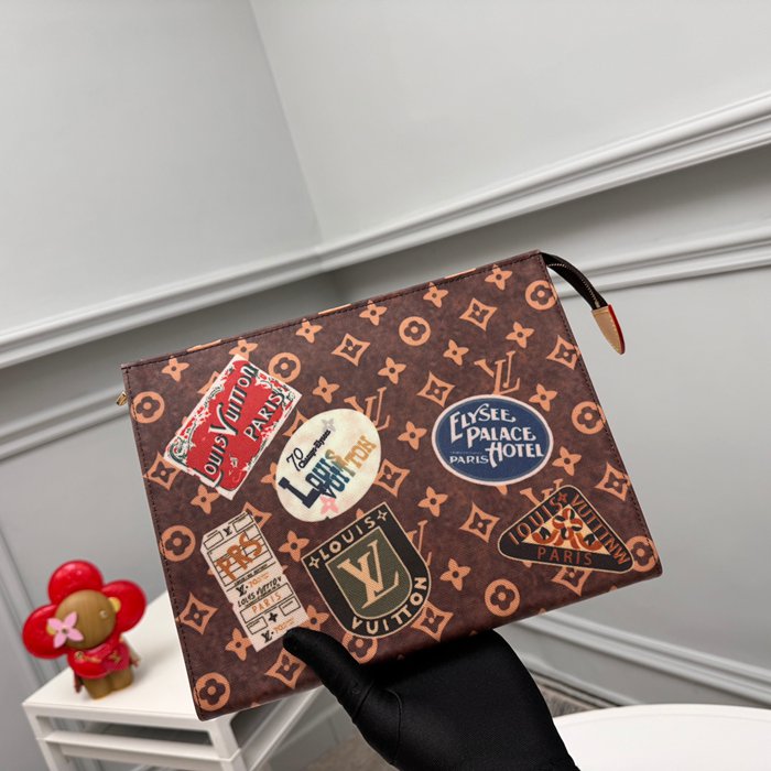 LOUIS VUITTON M83487 トイレットポーチ モノグラム サイズ:20x25x5.5cm