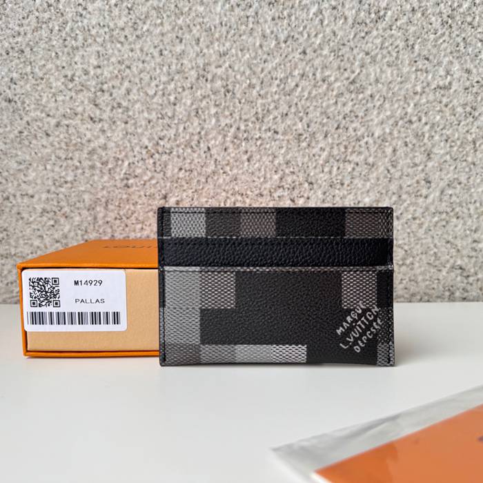 LOUIS VUITTON M14929 カードケース ダモフラージュ サイズ:11x1.5cm