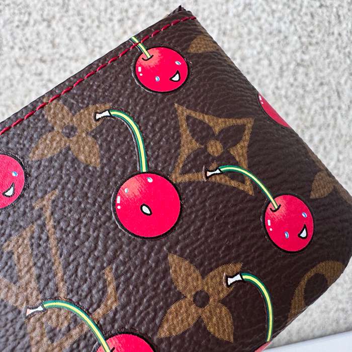 LOUIS VUITTON M95042 カードケース さくらんぼ柄 村上隆コラボ サイズ:12x6cm