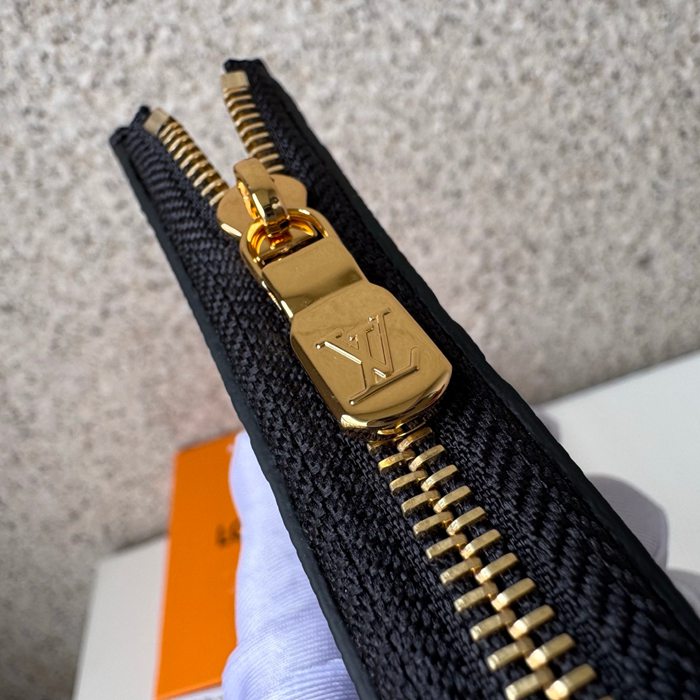 LOUIS VUITTON M83476 ノアコンパクト長財布 モノグラム サイズ:11x8.5x1.5cm