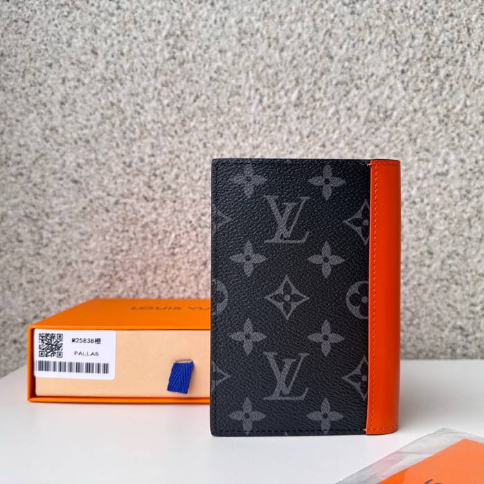 LOUIS VUITTON M25838 パスポートケース モノグラムエクリプス×オレンジ サイズ:10x14x2.5cm