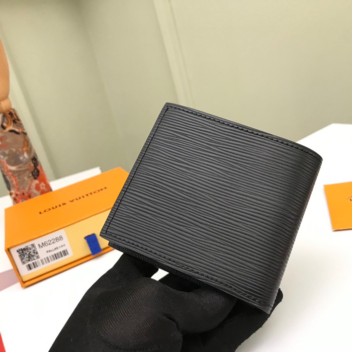 LOUIS VUITTON M62289 マルコ長財布 エピ サイズ:10.5x10.5cm