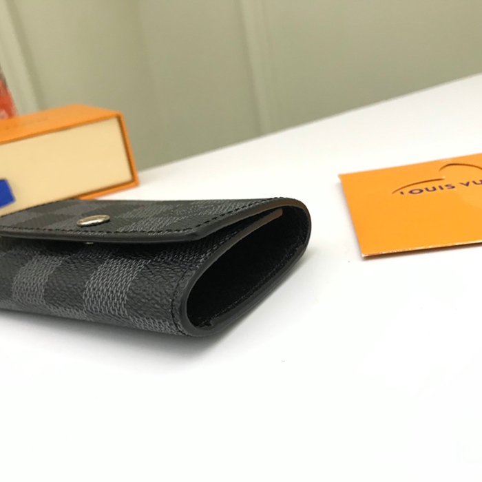 LOUIS VUITTON N62662 キーケース ダミエグラファイト サイズ:10×7cm