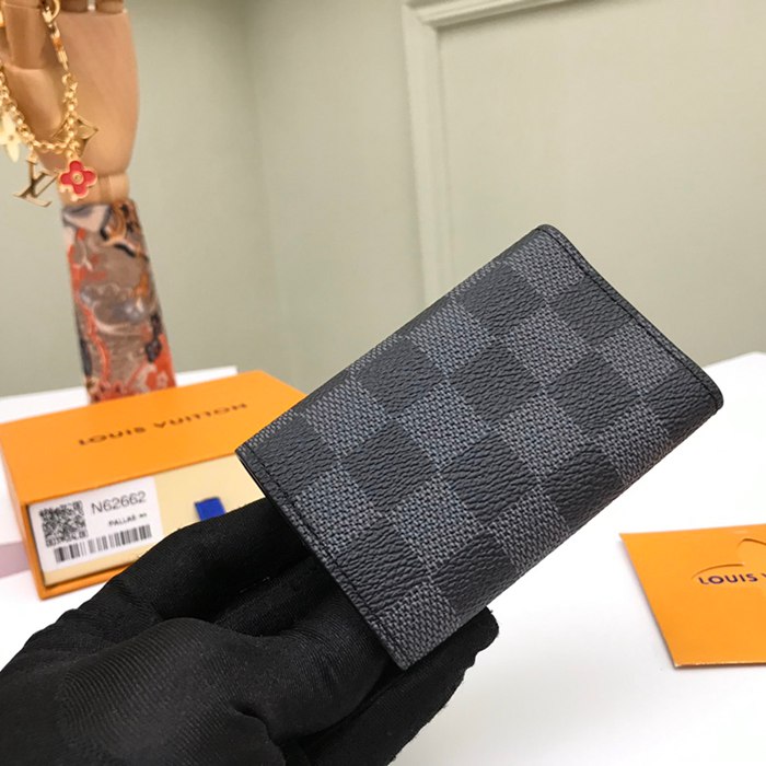 LOUIS VUITTON N62662 キーケース ダミエグラファイト サイズ:10×7cm