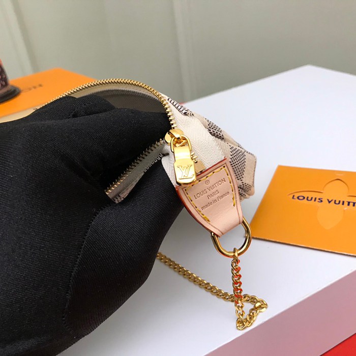 LOUIS VUITTON N58010 アクセサリーポーチ ダミエアズール サイズ:15.5x10.5cm