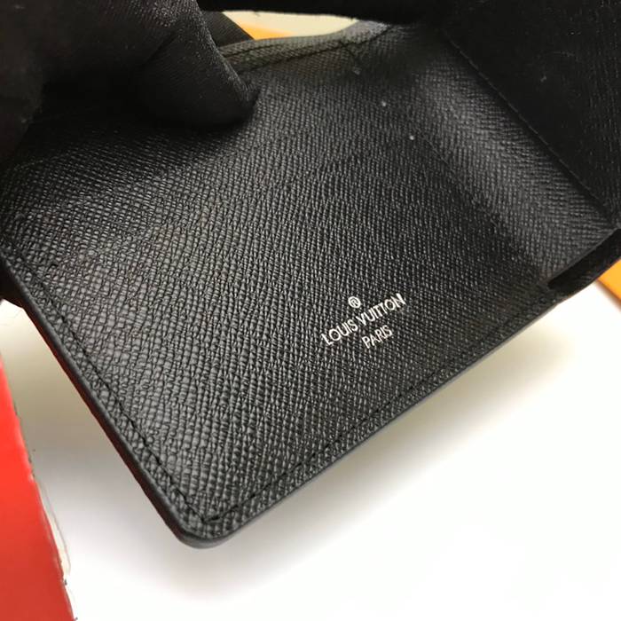 LOUIS VUITTON M30295 マルチプル短財布 タイガ ブラック サイズ:11.5x9x1.5cm