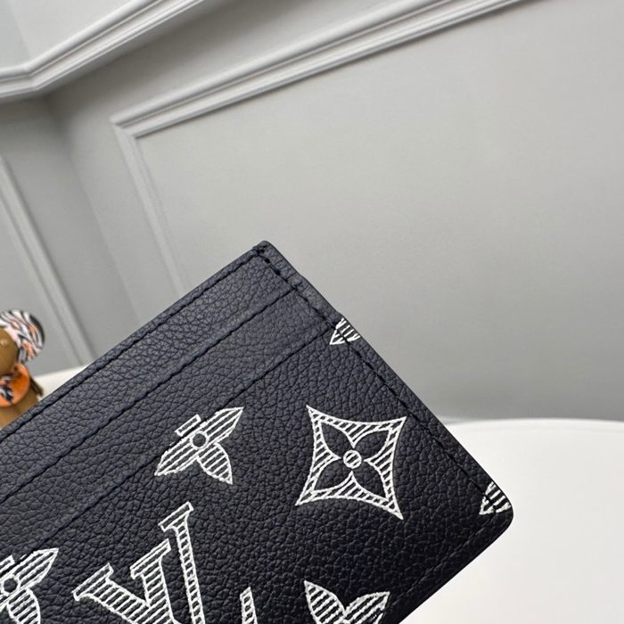 LOUIS VUITTON M83700 名刺ケース モノグラムシャドウ ブルー サイズ:11x7x1.5cm