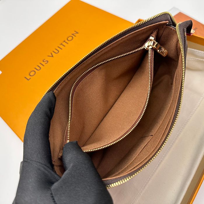 LOUIS VUITTON M82766 ポシェット アクセサリー モノグラム サイズ:23.5x13.5cm