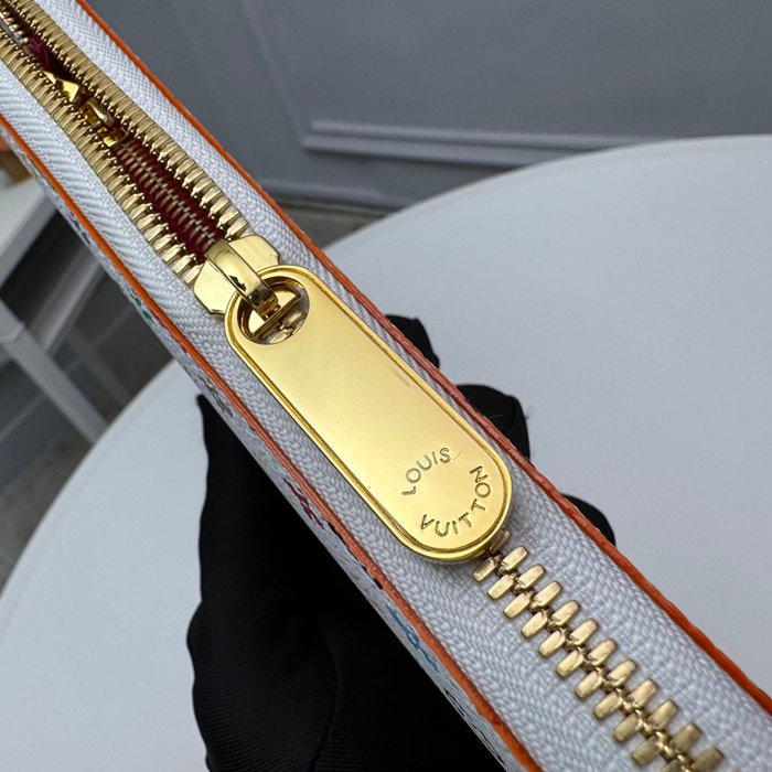 LOUIS VUITTON M13922 長財布 村上隆コラボ ホワイトマルチ サイズ:19x10cm