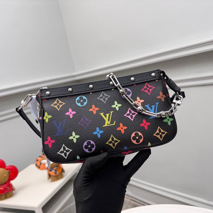 LOUIS VUITTON M13404 ポシェット アクセサリー 村上隆コラボ ブラックマルチ サイズ:22x13cm