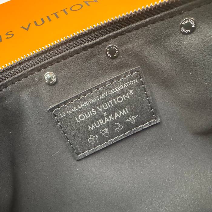 LOUIS VUITTON M13404 ポシェット アクセサリー 村上隆コラボ ブラックマルチ サイズ:22x13cm