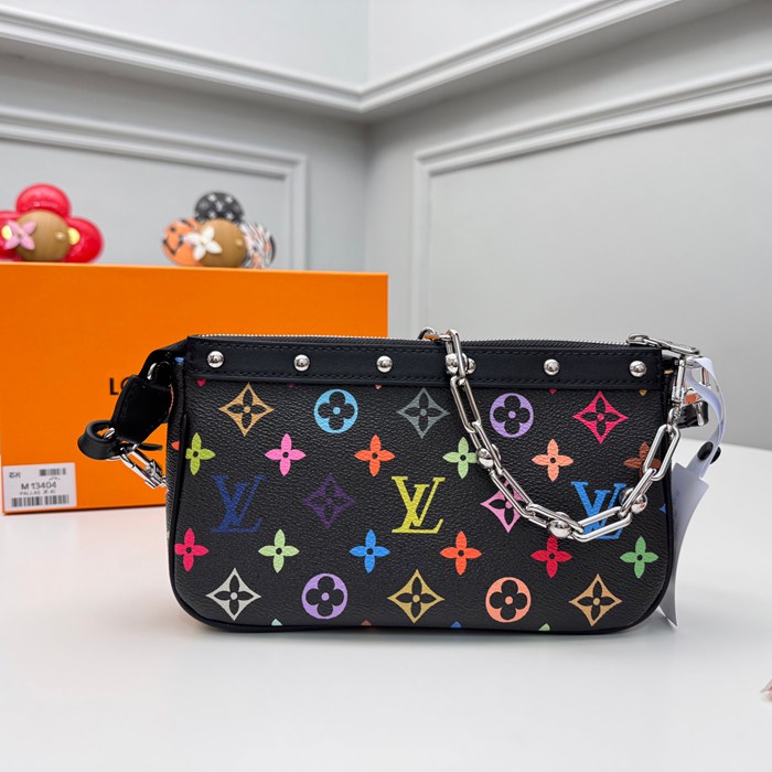 LOUIS VUITTON M13404 ポシェット アクセサリー 村上隆コラボ ブラックマルチ サイズ:22x13cm