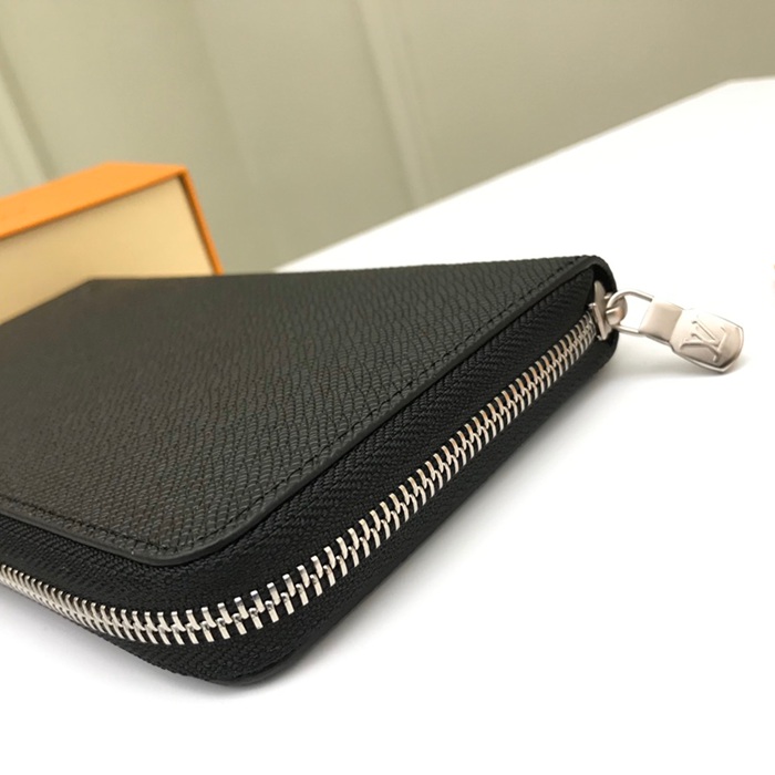 LOUIS VUITTON M30056 ジッピーオーガナイザー エピ サイズ:21x12cm