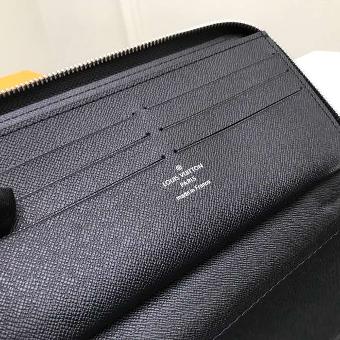 LOUIS VUITTON M30056 ジッピーオーガナイザー エピ サイズ:21x12cm