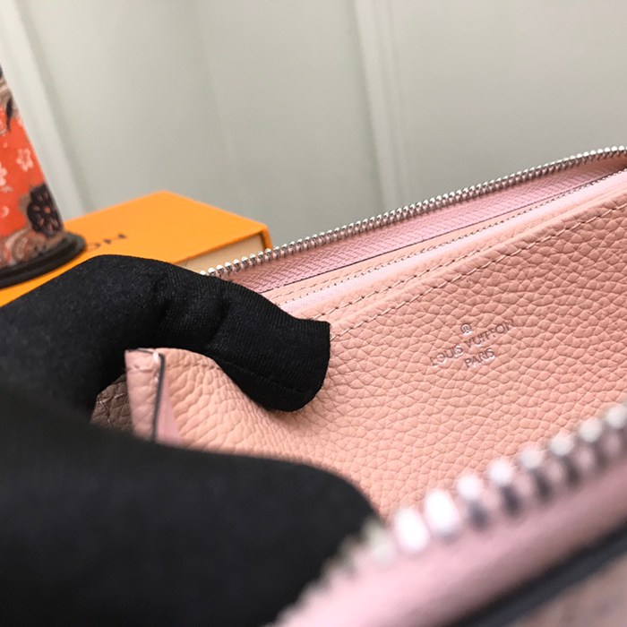 LOUIS VUITTON M61868 ジッピー長財布 マヒナ ピンク サイズ:19.5x10.5x2.5cm