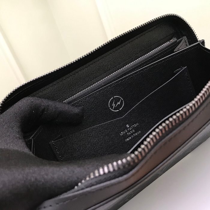 LOUIS VUITTON M61698 ジッピーXL 長財布 モノグラムエクリプス サイズ:22x12cm