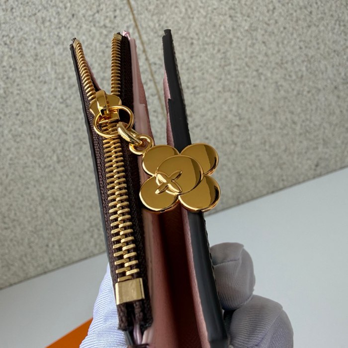 LOUIS VUITTON M15334 リサ財布 ヴィヴィエンヌ サイズ:9x11.5x1.5cm