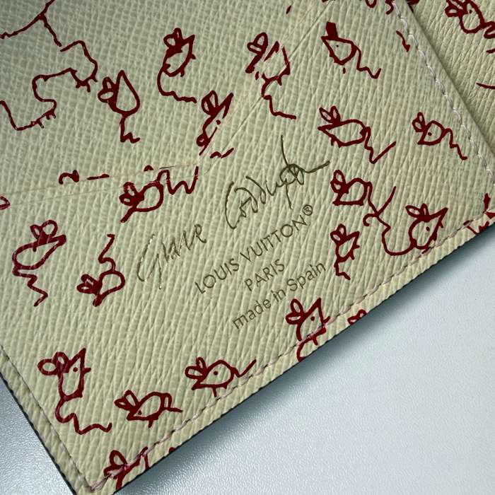 LOUIS VUITTON M25753 パスポートケース グレースコディントンコラボ サイズ:14x10x2.5cm