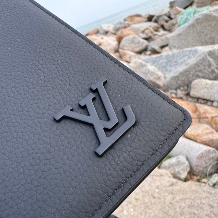 LOUIS VUITTON M69980 ブラッザ長財布 LVエアログラム ブラック サイズ:19x10cm
