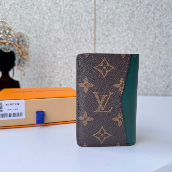 LOUIS VUITTON 12829 ポケットオーガナイザー モノグラムマッカーサー グリーン サイズ:7.5x11.1cm