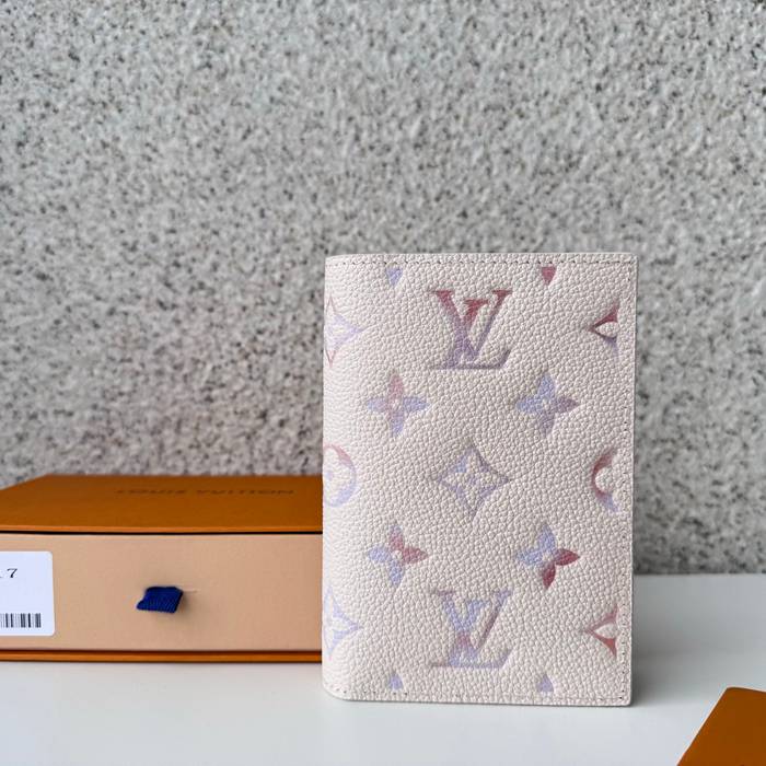 LOUIS VUITTON 25917 パスポートケース モノグラムアンプラント サイズ:10x14x2.5cm LOUIS VUITTON 25917 パスポートケース モノグラムアンプラント サイズ:10x14x2.5cm