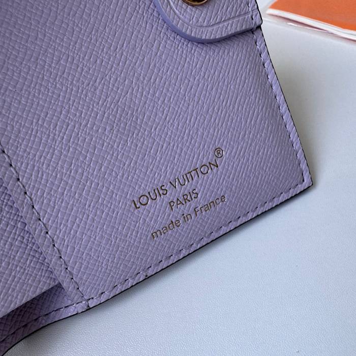 LOUIS VUITTON M25691 リサ財布 モノグラム ラベンダー サイズ:9x11.5x1.5cm