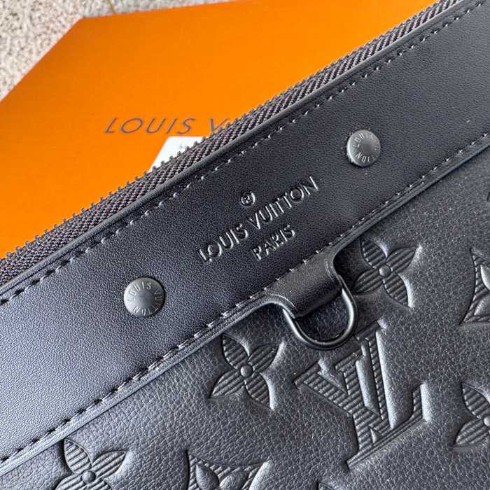 LOUIS VUITTON M62903 ディスカバリーポシェット モノグラムシャドウ サイズ:34x25cm