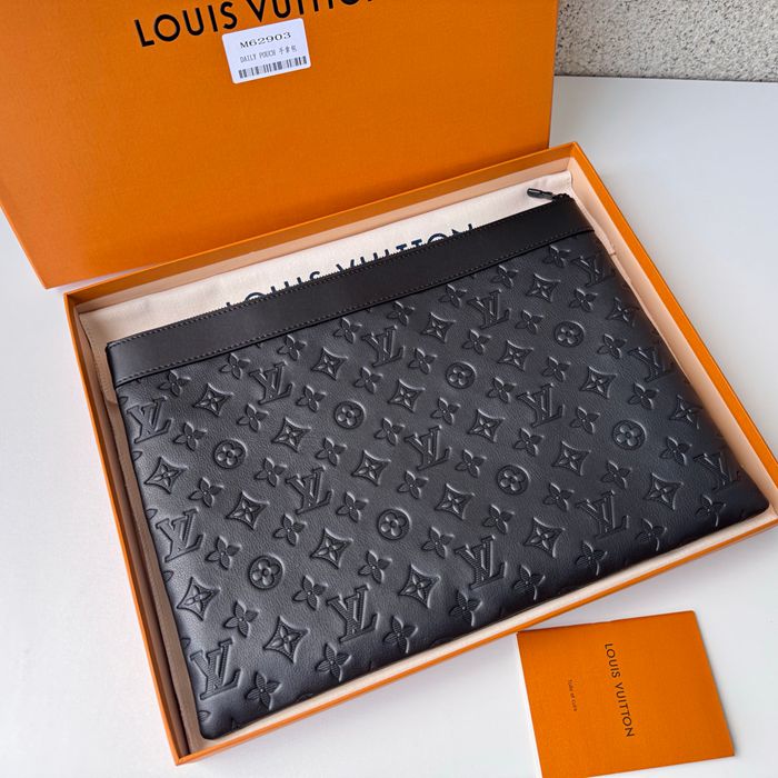 LOUIS VUITTON M62903 ディスカバリーポシェット モノグラムシャドウ サイズ:34x25cm