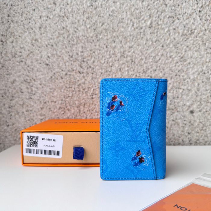 LOUIS VUITTON M14881 ポケットオーガナイザー カラードモノグラム スポーツシーン ブルー サイズ:7.5x11.1cm