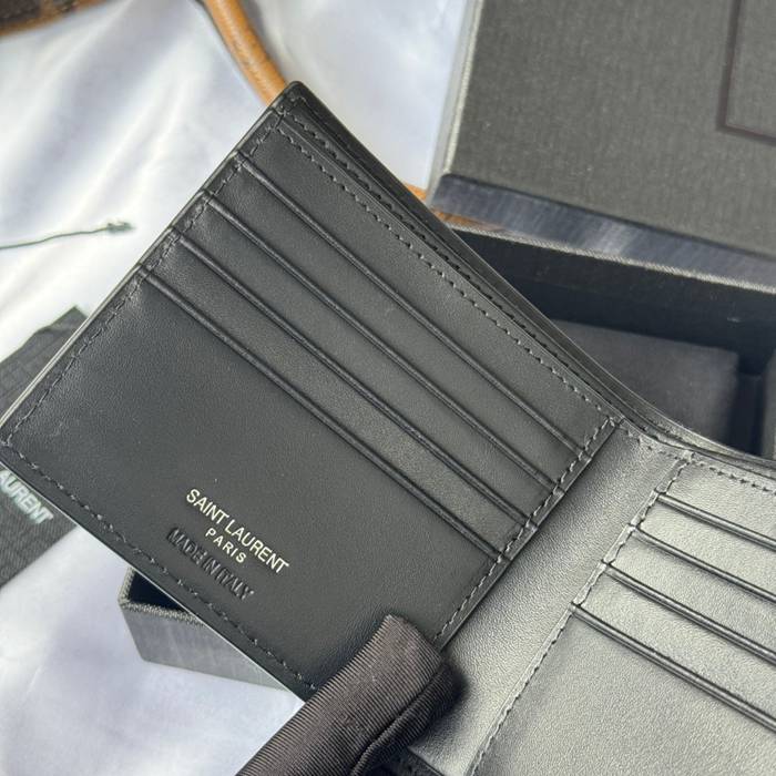 SAINT LAURENT 607727 メンズ対折り財布 ワニ紋 サイズ:11x9.5x2.5cm
