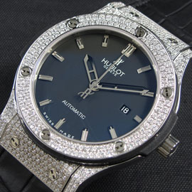 HUBLOT クラシックフュージョン Asian 2836-2搭載 HUBLOT クラシックフュージョン Asian 2836-2搭載