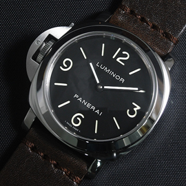 PANERAI ルミノール 手巻き ブラック文字盤 イタリア製 PANERAI ルミノール 手巻き ブラック文字盤 イタリア製
