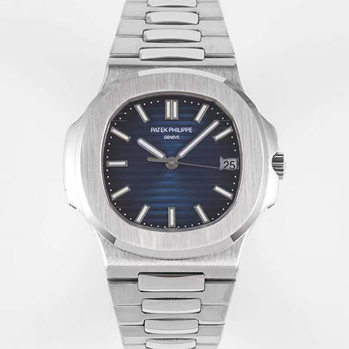 PATEK PHILIPPE 5711/1A-010 ノーチラス 40mm Cal.324搭載