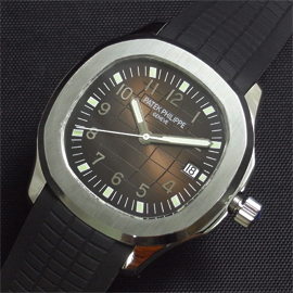 PATEK PHILIPPE アクアノート Swiss 2824-2搭載 PATEK PHILIPPE アクアノート Swiss 2824-2搭載