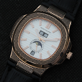 PATEK PHILIPPE ノーチラス アニュアル 最大5%ポイント獲得