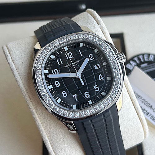 PATEK PHILIPPE 5267/200A-001 アクアノート ルーチェ 最新 PATEK PHILIPPE 5267/200A-001 アクアノート ルーチェ 最新