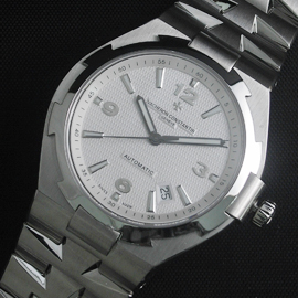 VACHERON CONSTANTIN オーバーシーズ クロノメーター Swiss SW200搭載 VACHERON CONSTANTIN オーバーシーズ クロノメーター Swiss SW200搭載