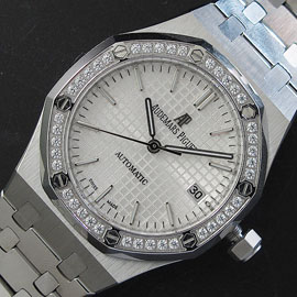 AUDEMARS PIGUET ロイヤルオーク Asain ETA搭載 自動巻き AUDEMARS PIGUET ロイヤルオーク Asain ETA搭載 自動巻き