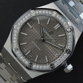 AUDEMARS PIGUET ロイヤルオーク 全面ダイヤベゼル アフターサービス絶好 AUDEMARS PIGUET ロイヤルオーク 全面ダイヤベゼル アフターサービス絶好