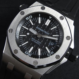 AUDEMARS PIGUET ロイヤルオークオフショア スクーバ SW200搭載 ハイエンドモデル AUDEMARS PIGUET ロイヤルオークオフショア スクーバ SW200搭載 ハイエンドモデル