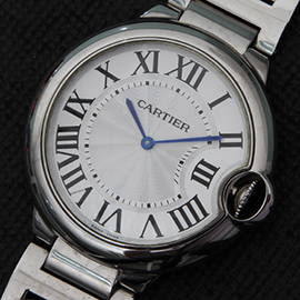 CARTIER バロンブルー クォーツ搭載 シルバー文字盤 鏡面仕上げ 大好評