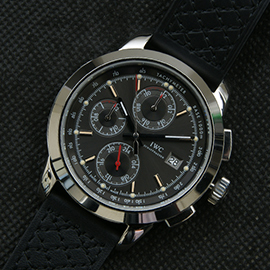 IWC パイロット クロノグラフ ブラックダイヤル ポイント獲得